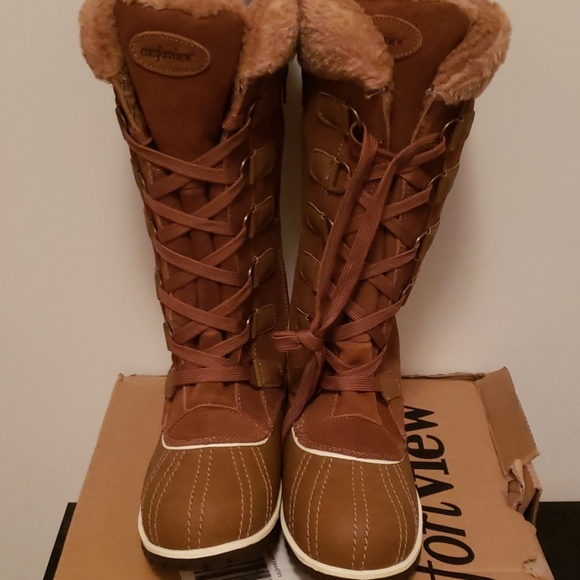 Brand new, boots with box - Picture 3 of 6